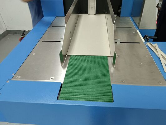 Macchina di taglio di cartone spinale bordo di taglio liscio alta precisione alta efficienza
