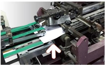 Punzonatrice completamente automatica della carta del taccuino della Cina Maufung per i taccuini del Gemello-ciclo del cavo-o che legano MF-PBM350