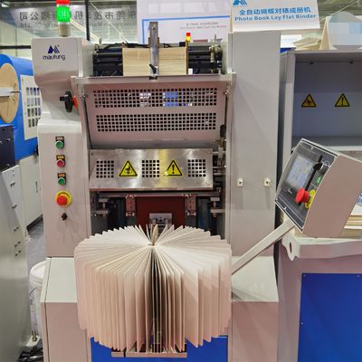 Maufung Fully Auto Lay-Flat Foto Album Binding Machine Photo Album Mounting Making Machine MF-PF400