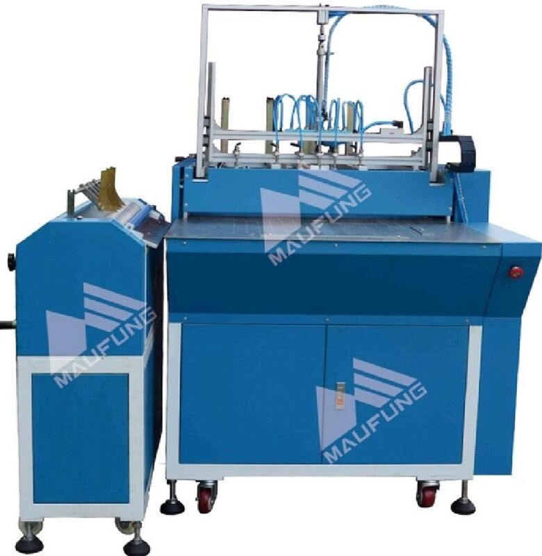 Macchina per la fabbricazione di custodie per libri semiautomatica con potenza di 5,2KW e spessore cartone da 1-4mm per quaderni